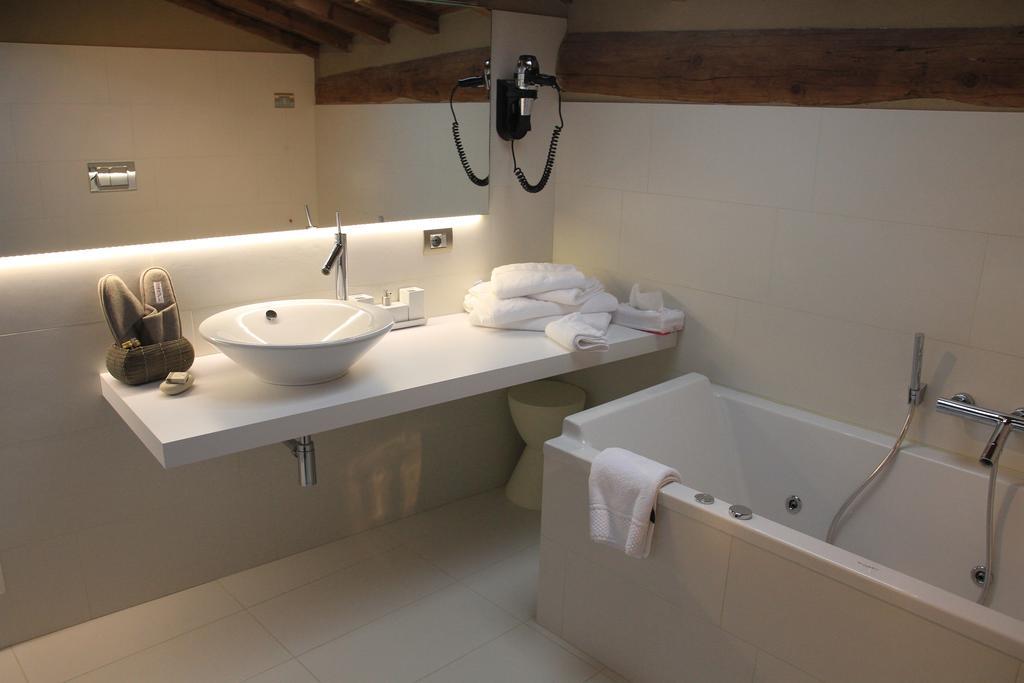 Damaranto Residenza E Cucina Bed & Breakfast Соаве Стая снимка